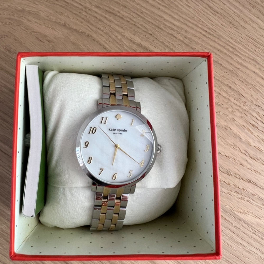 Kate Spade Watch - Picture 2 of 2